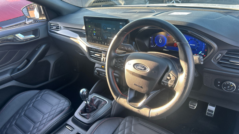 Ford Focus 1.0 EcoBoost ST-Line Vignale 5dr Petrol Hatchback